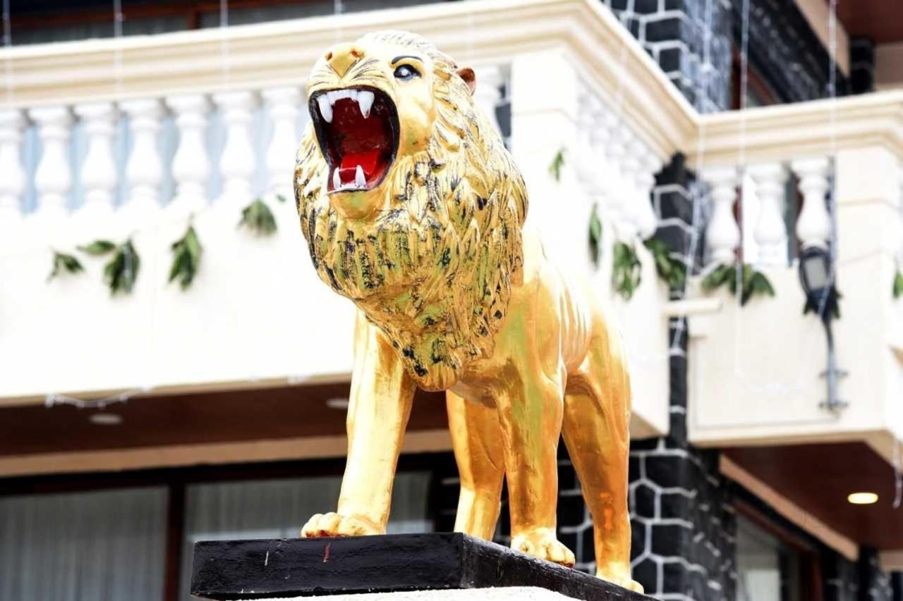 Maharaja The Royal Resort Thane Bagian luar foto