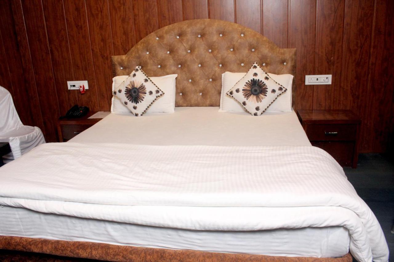 Maharaja The Royal Resort Thane Bagian luar foto