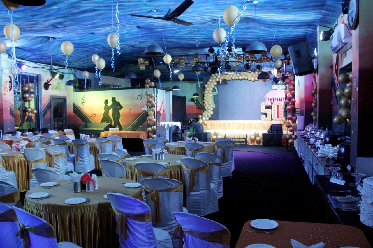 Maharaja The Royal Resort Thane Bagian luar foto